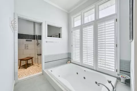 Bath - 4257 E Misty Woods St, Springfield, MO 65809 photo 4 of 9