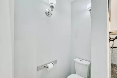 Bath - 4257 E Misty Woods St, Springfield, MO 65809 photo 3 of 9