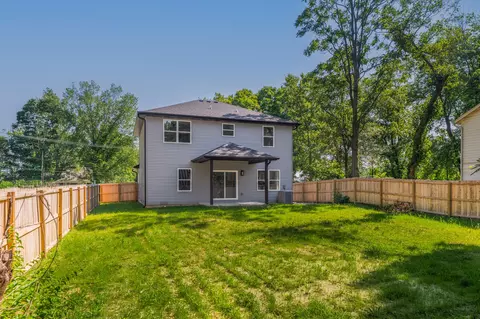 Exterior - 1309 E Blaine St, Springfield, MO 65803 photo 4 of 5
