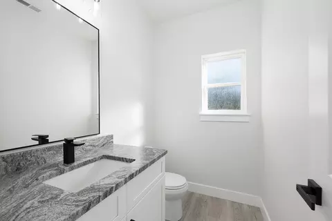 Bath - 1309 E Blaine St, Springfield, MO 65803 photo 1 of 4