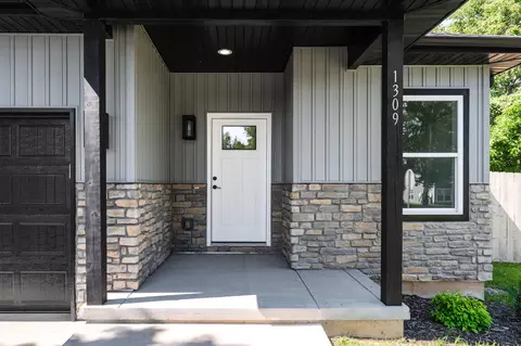 Other - 1309 E Blaine St, Springfield, MO 65803 photo 1 of 10
