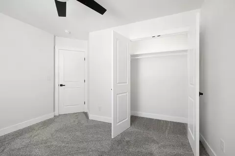 Bedroom - 1309 E Blaine St, Springfield, MO 65803 photo 3 of 9