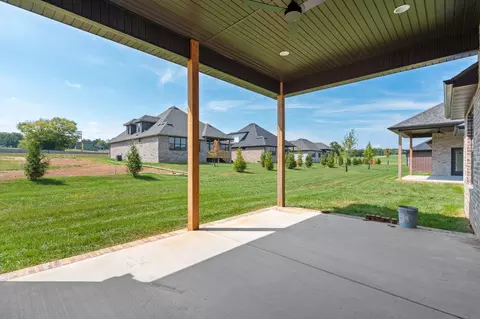 Exterior - 1643 S Crepe Myrtle Ln, Springfield, MO 65809 photo 3 of 7