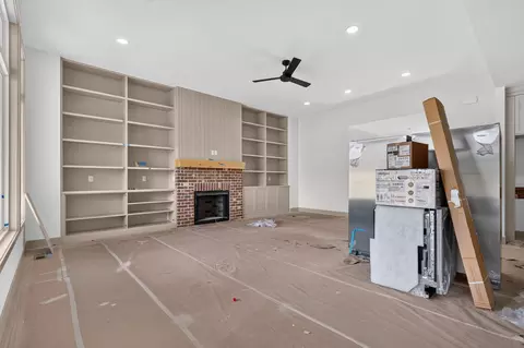 Living - 1643 S Crepe Myrtle Ln, Springfield, MO 65809 photo 1 of 1