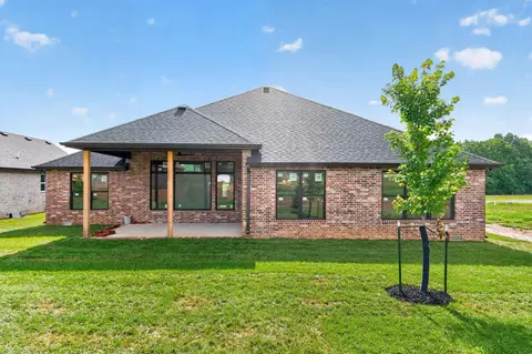 Exterior - 1643 S Crepe Myrtle Ln, Springfield, MO 65809 photo 5 of 7