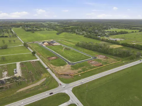 View/Area - 1646 S Pinecone Path, Springfield, MO 65809 photo 5 of 11