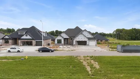 View/Area - 1634 S Pinecone Path, Springfield, MO 65809 photo 1 of 11