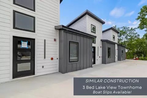220 Vacation Ln #4, Reeds Spring, MO 65737