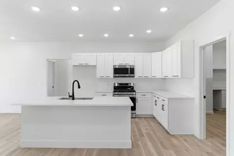 Kitchen - 148 E Kelce Ln, Republic, MO 65738 photo 3 of 3