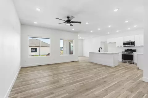 Living - 148 E Kelce Ln, Republic, MO 65738 photo 1 of 5