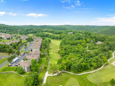 View/Area - 1069 Golf Dr #6, Branson West, MO 65737 photo 2 of 9