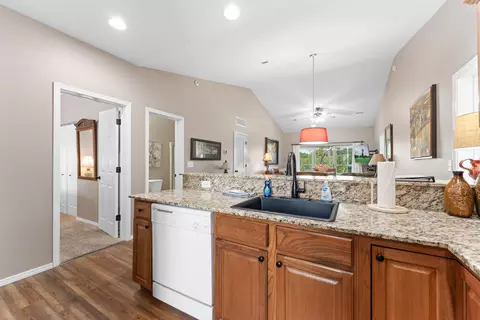 Kitchen - 1069 Golf Dr #6, Branson West, MO 65737 photo 3 of 3