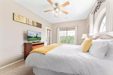 Bedroom - 1069 Golf Dr #6, Branson West, MO 65737 photo 3 of 6