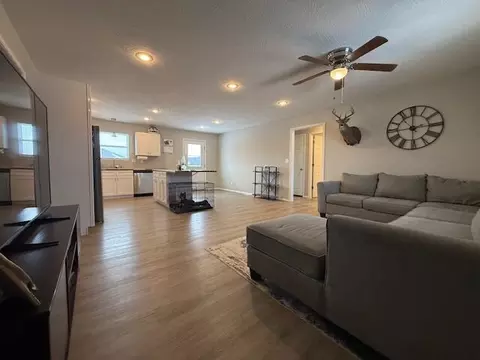 577 Richardson St, Pleasant Hope, MO 65725 photo 3