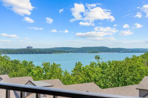 164 Dogwood Park Trl #1212, Indian Point, MO 65616