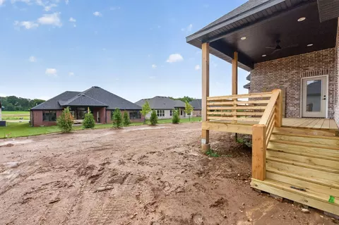 Exterior - 1626 S Pinecone Path, Springfield, MO 65809 photo 6 of 6