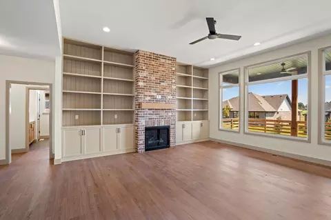 Living - 1626 S Pinecone Path, Springfield, MO 65809 photo 5 of 6