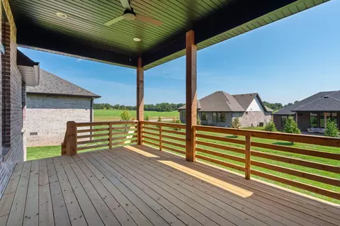 Exterior - 1626 S Pinecone Path, Springfield, MO 65809 photo 4 of 6