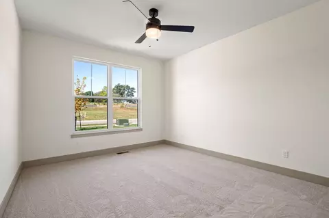 Bedroom - 1626 S Pinecone Path, Springfield, MO 65809 photo 3 of 10