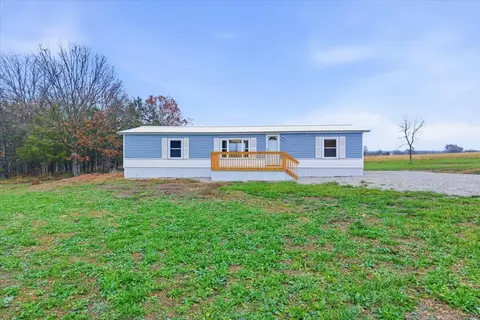 621 State Highway F, Elkland, MO 65644