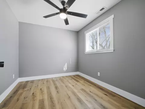 906 N Brown Ave, Springfield, MO 65802 photo 13