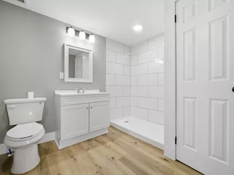 906 N Brown Ave, Springfield, MO 65802 photo 15