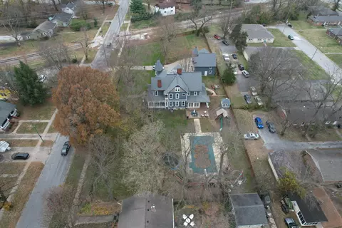 View/Area - 1435 E Walnut St, Springfield, MO 65802 photo 6 of 6