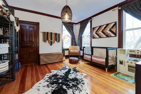Bedroom - 1435 E Walnut St, Springfield, MO 65802 photo 3 of 6