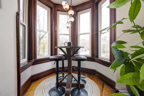 Dining - 1435 E Walnut St, Springfield, MO 65802 photo 3 of 3
