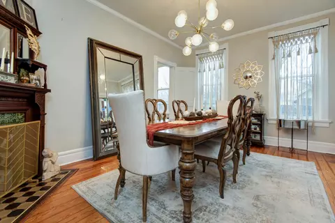 Dining - 1435 E Walnut St, Springfield, MO 65802 photo 2 of 3