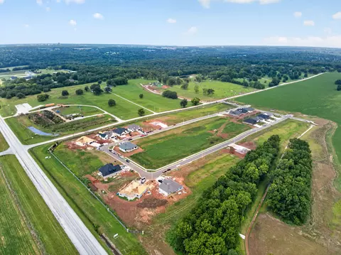 View/Area - 1608 S Pinecone Path, Springfield, MO 65809 photo 9 of 11