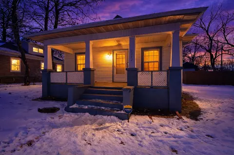 2212 N Howard Ave, Springfield, MO 65803 photo 1