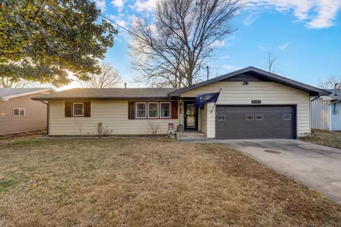 217 N Ken Ave, Springfield, MO 65802 photo 3