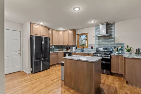 4715 S Elizabeth Ave, Springfield, MO 65810 photo 8