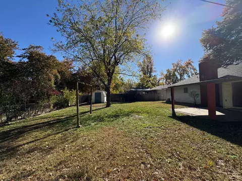 Exterior - 2536 S Mccann Ave, Springfield, MO 65804 photo 5 of 10