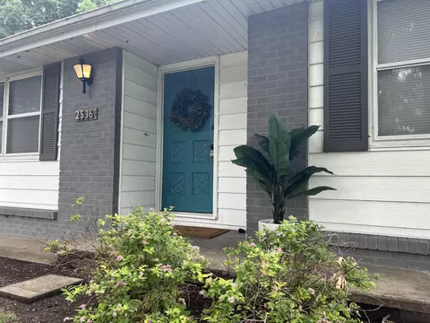 Exterior - 2536 S Mccann Ave, Springfield, MO 65804 photo 2 of 10