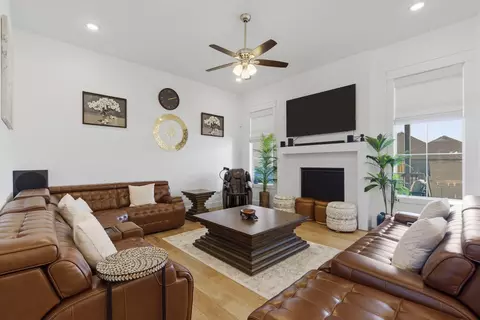 Living - 703 S Hickory Dr, Springfield, MO 65809 photo 1 of 7