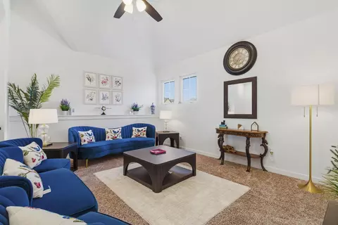 Living - 703 S Hickory Dr, Springfield, MO 65809 photo 7 of 7