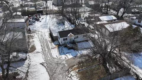View/Area - 3156 W Mount Vernon St, Springfield, MO 65802 photo 1 of 6
