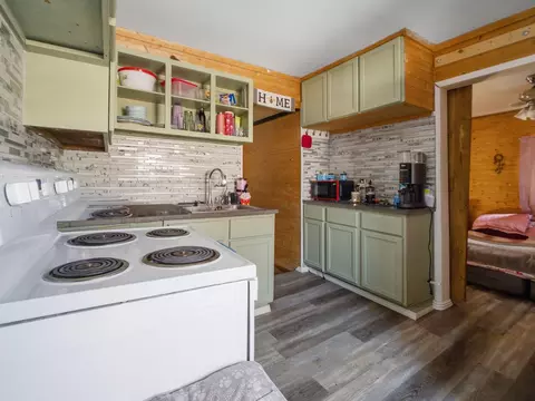 Kitchen - 3156 W Mount Vernon St, Springfield, MO 65802 photo 1 of 2