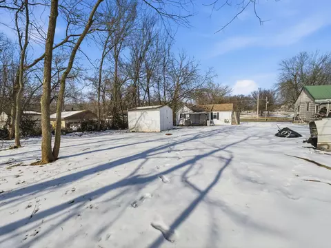 Exterior - 3156 W Mount Vernon St, Springfield, MO 65802 photo 2 of 2