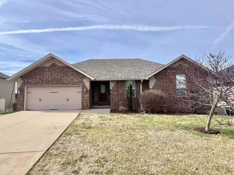 5637 S Lexington Ave, Springfield, MO 65810