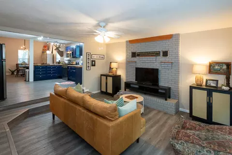 840 W Elm St, Springfield, MO 65806 photo 9