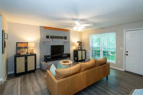 840 W Elm St, Springfield, MO 65806 photo 8
