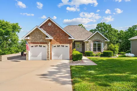 21 Tall Cedar Ln, Reeds Spring, MO 65737