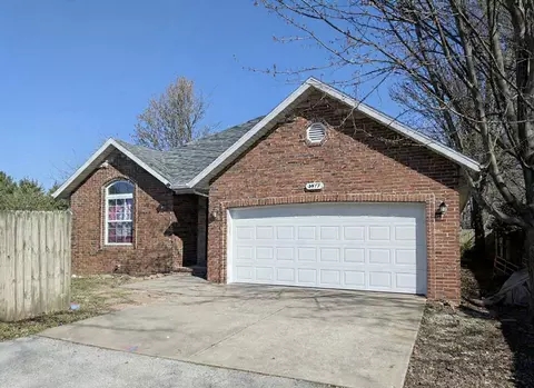 3977 W Beechwood St, Springfield, MO 65807