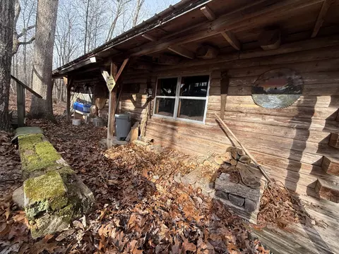 000 Private Road 422-17, Birch Tree, MO 65438 photo 16