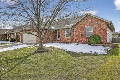 986 W Crestwick St, Nixa, MO 65714 photo 2