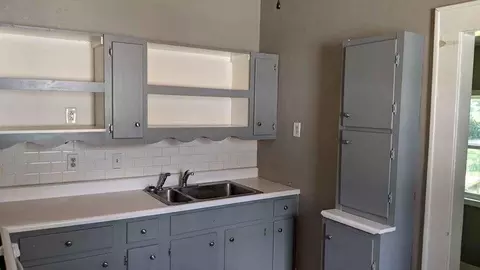 Kitchen - 1337 S Kimbrough Ave, Springfield, MO 65807 photo 3 of 3