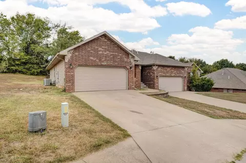 1433-1435 S Atlas Ct, Ozark, MO 65721 photo 2